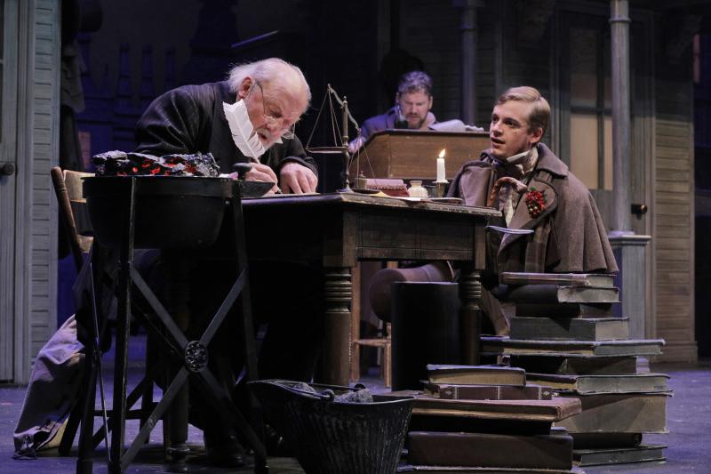 Review A CHRISTMAS CAROL at Kansas City Repertory Theatre